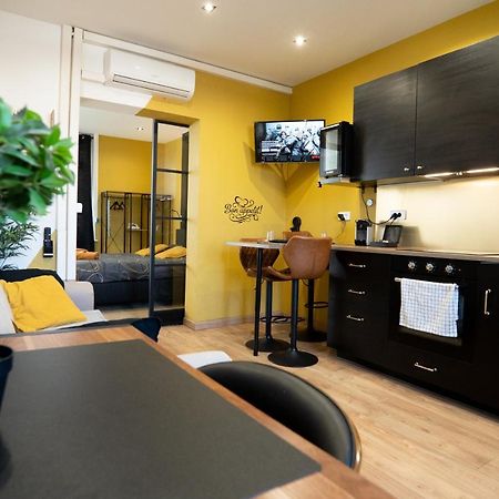 Capsule Premium Balneo & Home Cinema Valenciennes Exterior foto